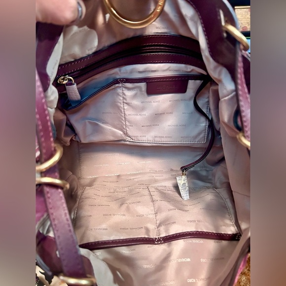 SET Michael Kors Plum Quincy Hobo Tote w/ Matching Long Wallet & Dust Bag w tags - Picture 7 of 15